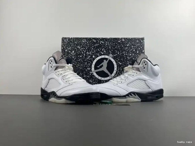 Cheap Husky AIR DD0587-110 5 RETRO JORDAN 'WHITE BLACK' 0625
